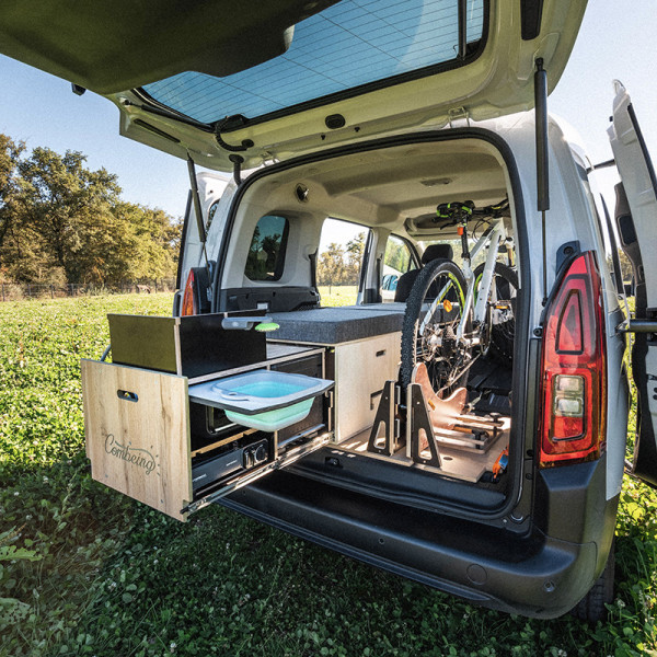 Combeing | Uma campingbox com grande gaveta deslizante